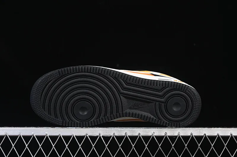 All Categories Nk Air Force 1 Air Force Series Nk Air Force 1 Low Air Force Low Nike Air Force 1'07 Low Joint Black Orange Graffiti Air Force One Low Casual Shoes SY1388-001